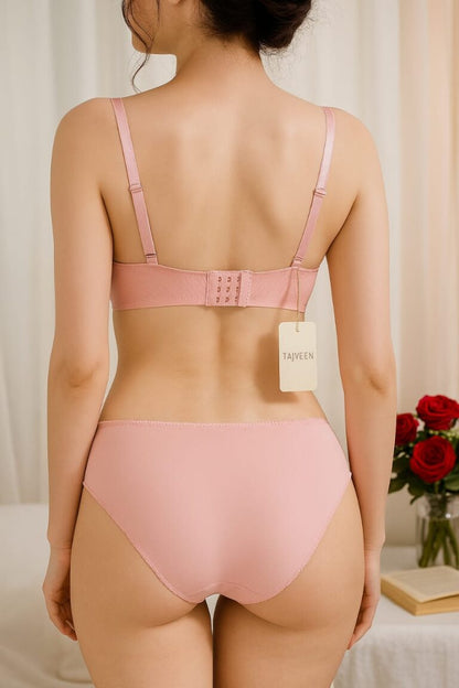 Tajveen Ember Plaid Lingerie Set – Candlelight Edition